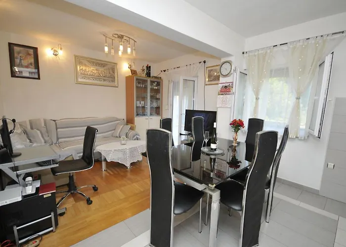 Apartments Ivica