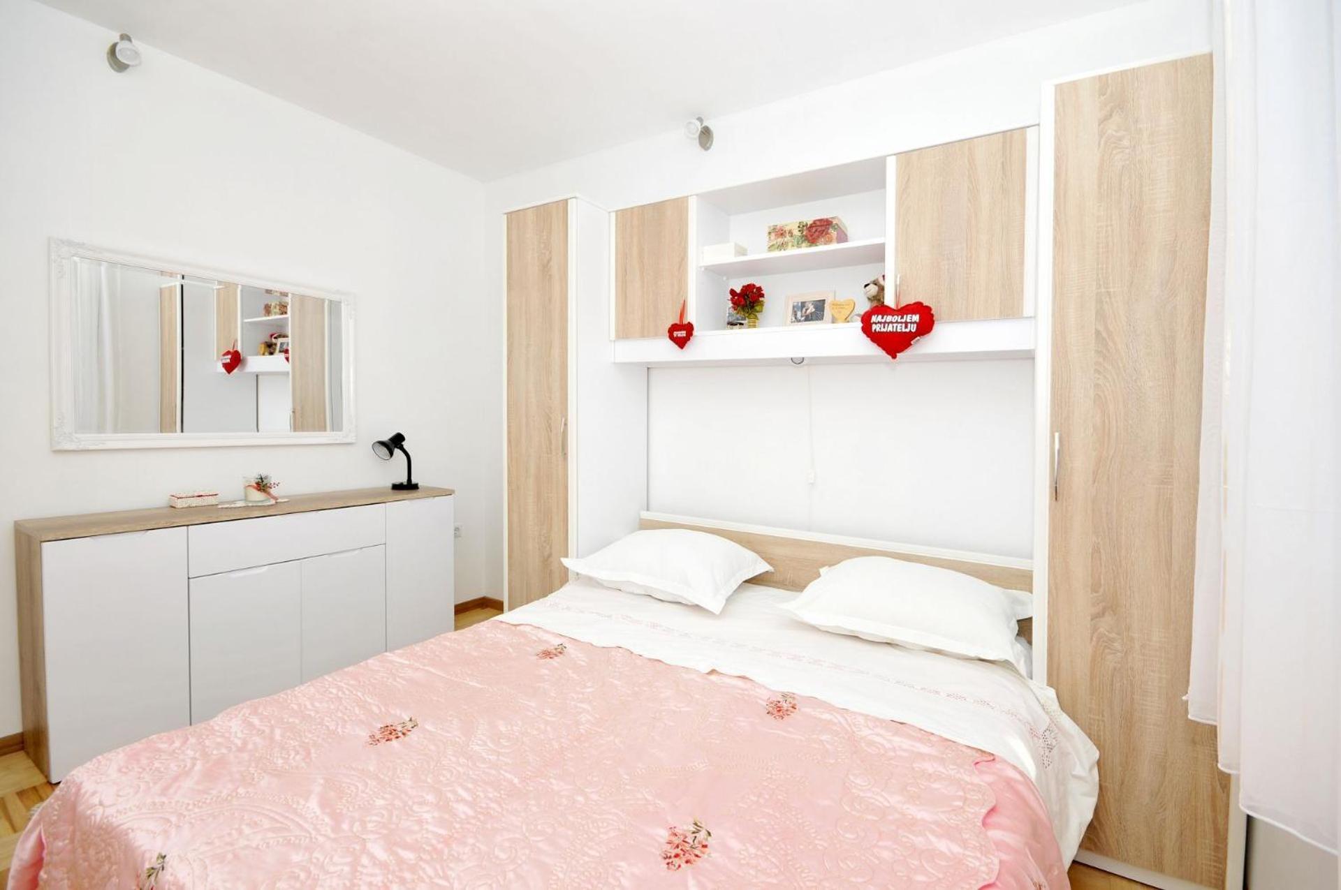 Ivica Apartment