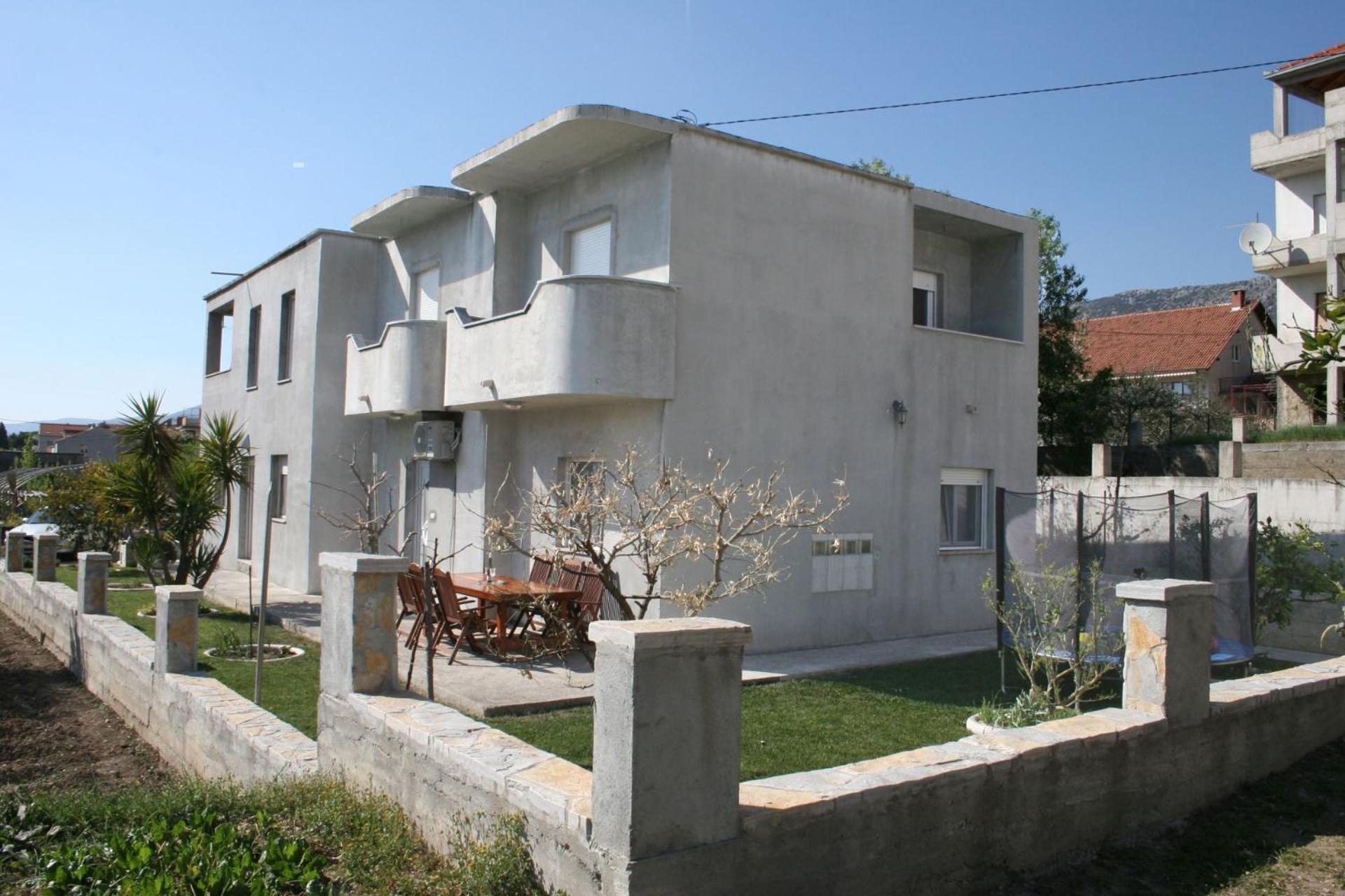 Ivica Apartment Kastela